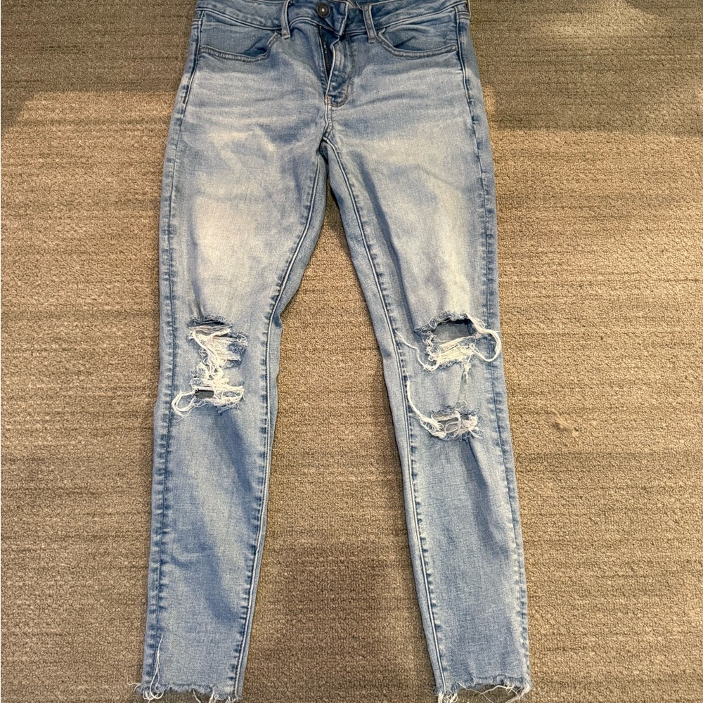 American Eagle Outfitters Light Blue Distressed Skinny Jeans